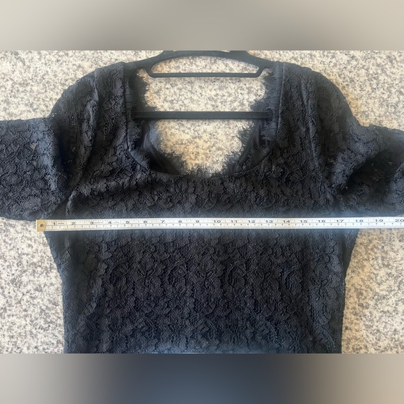 Diane Von Furstenberg  Black Lace Sheath Mini Dress 3/4 Sleeve Scoop Neck Sz 12 - Picture 8 of 9